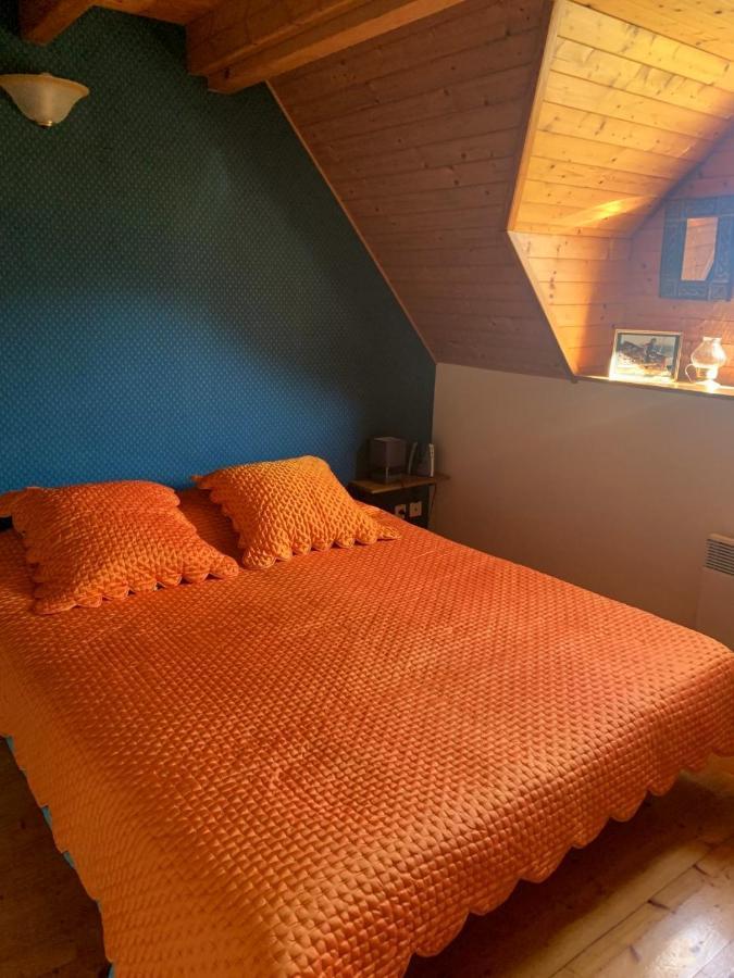 Appartement Dans Chalet Avec Jardin, Vue Montagne Aucun Bagian luar foto